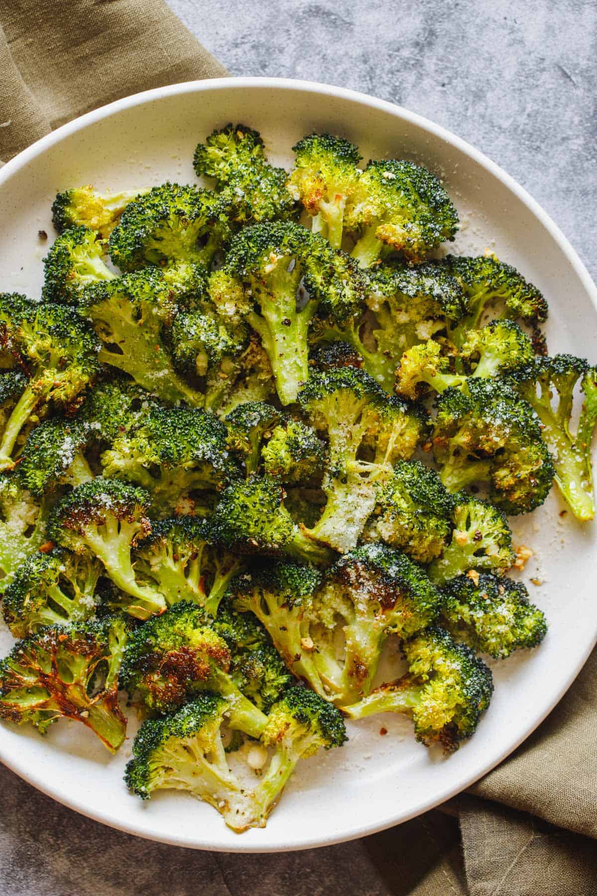 Easy Oven Roasted Broccoli: Crispy, Flavorful & Family-Approved